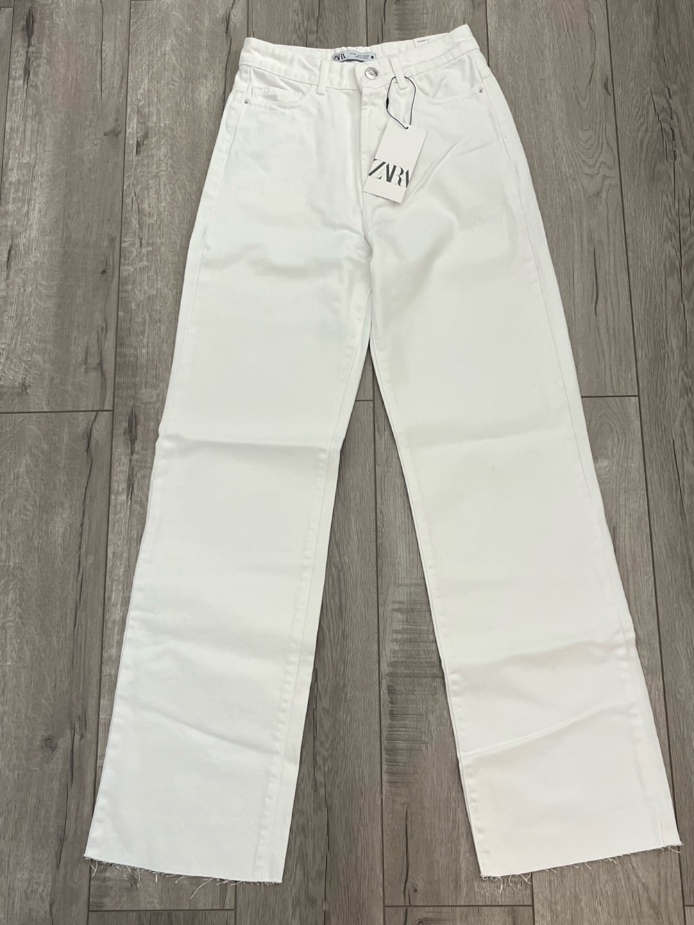 Zara White Straight Leg Jeans